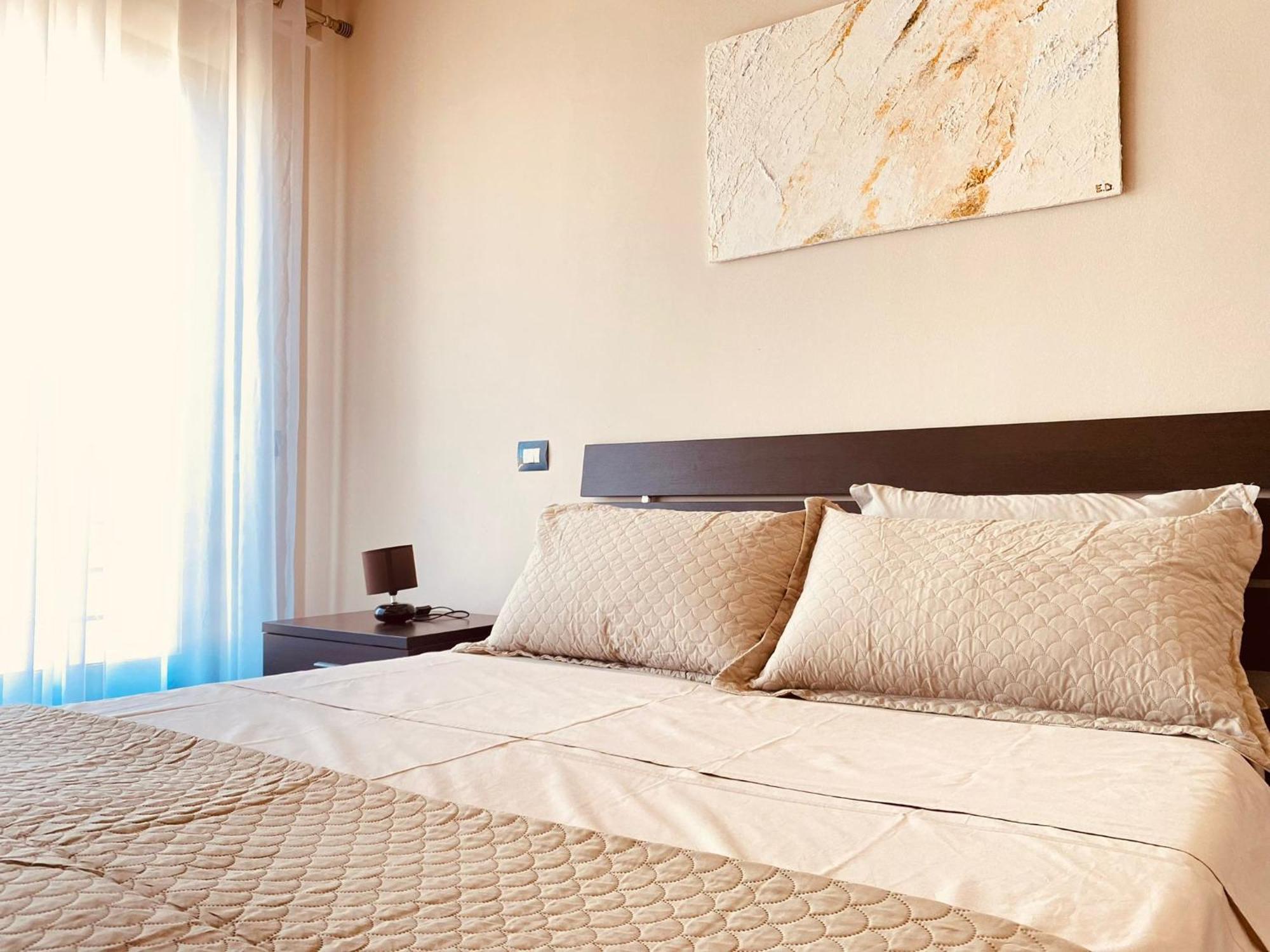 Nemis In The Centre Of Four Free Parking Apartamento Tirana